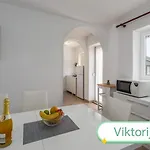 아파트 Viktorija 포레치