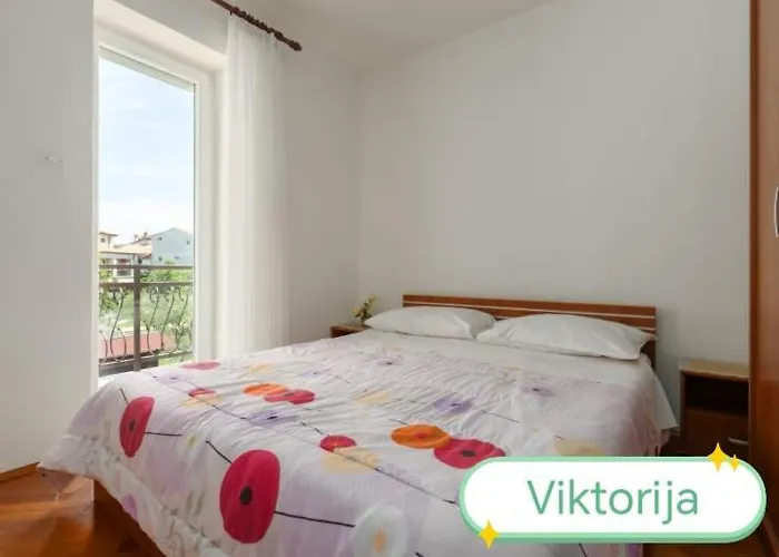 Viktorija * Πόρετς